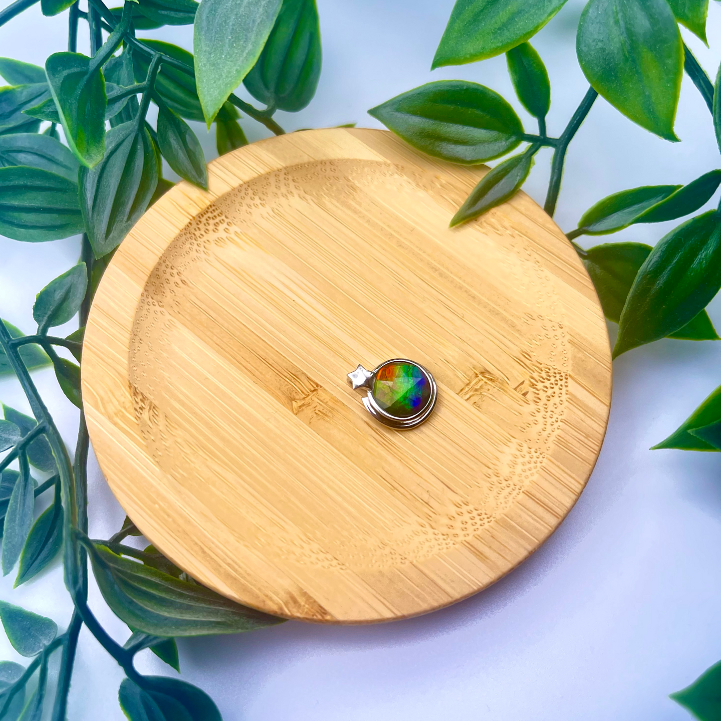 Sterling Silver Faceted Ammolite Pendant - Red Green and Blue Round 12x12 Gem