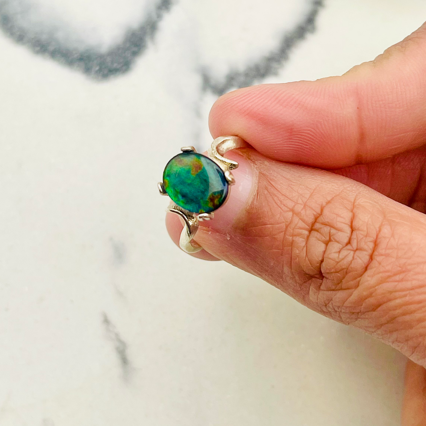 Exquisite Sterling Silver Ring with AA Grade Alberta Ammolite – 10x8mm Emerald Green, Gold & Bluish Purple Hues (US Size 6 ¾)