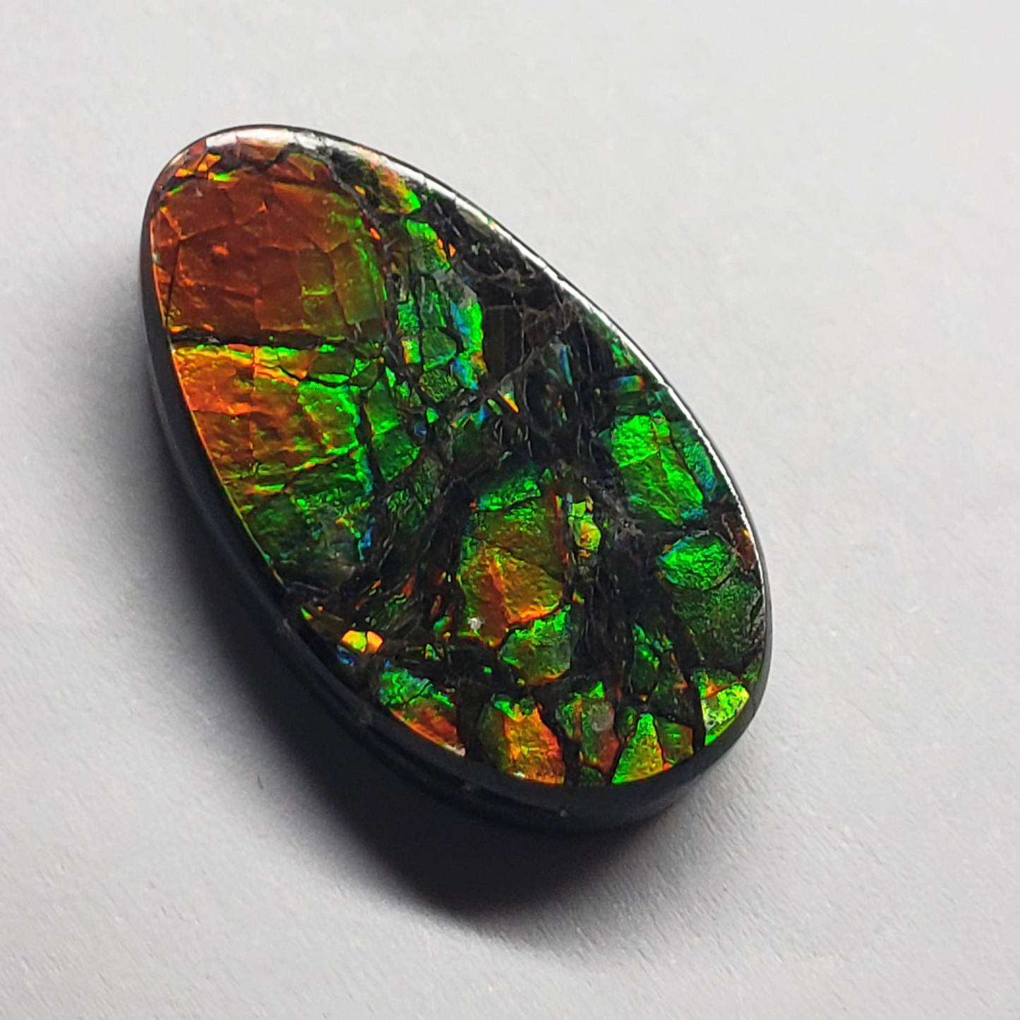 Dragon Skin Ammolite Gemstone – 23x13mm Oval Triplet – Green & Orange Fire – Canadian Opal for Jewelry Making