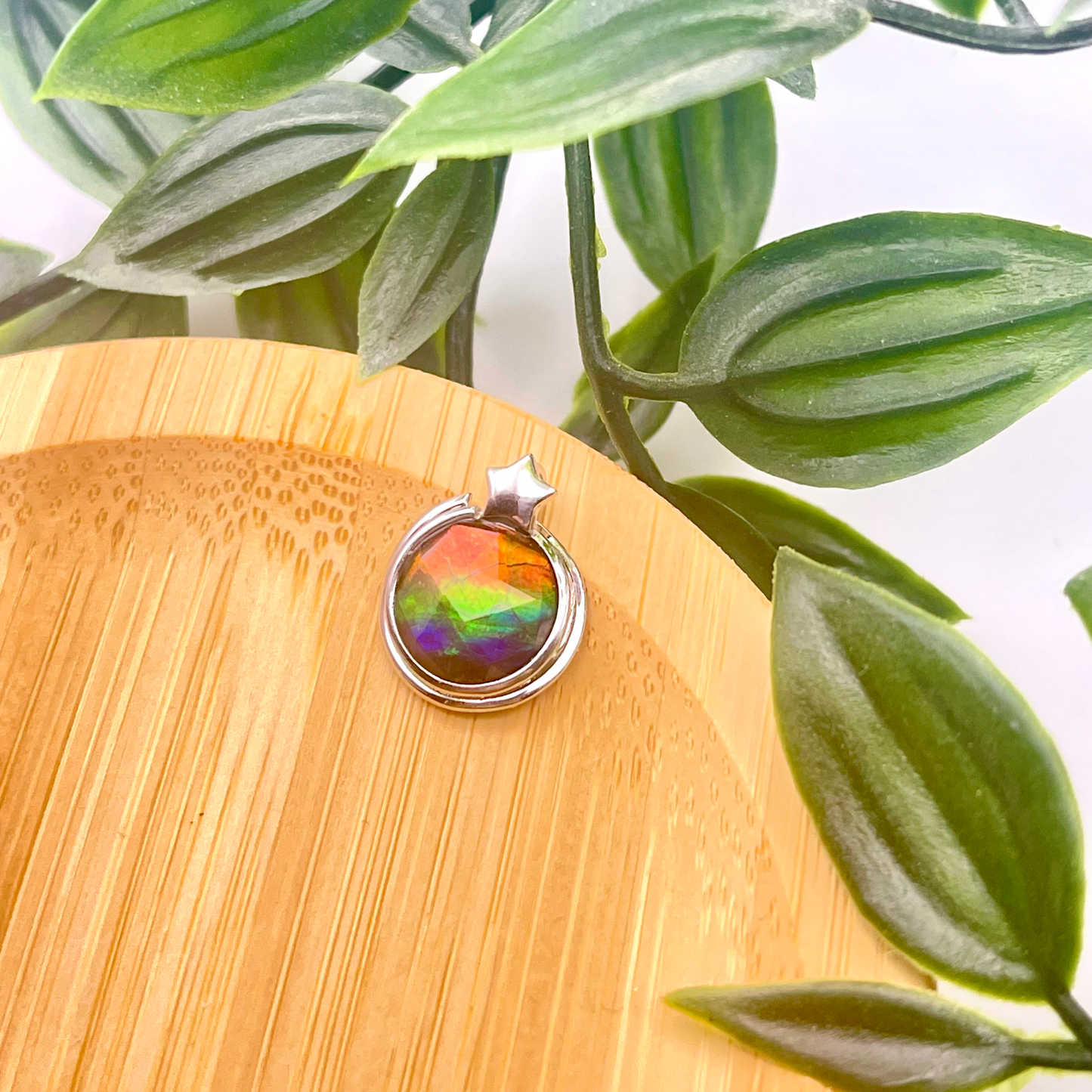 Sterling Silver Faceted Ammolite Pendant - Red Green and Blue Round 12x12 Gem