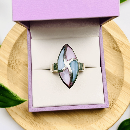 Sterling Silver Mother of Pearl Contemporary Inlay Ring – Soft Blue & Soft Pink (US Size 7.5)