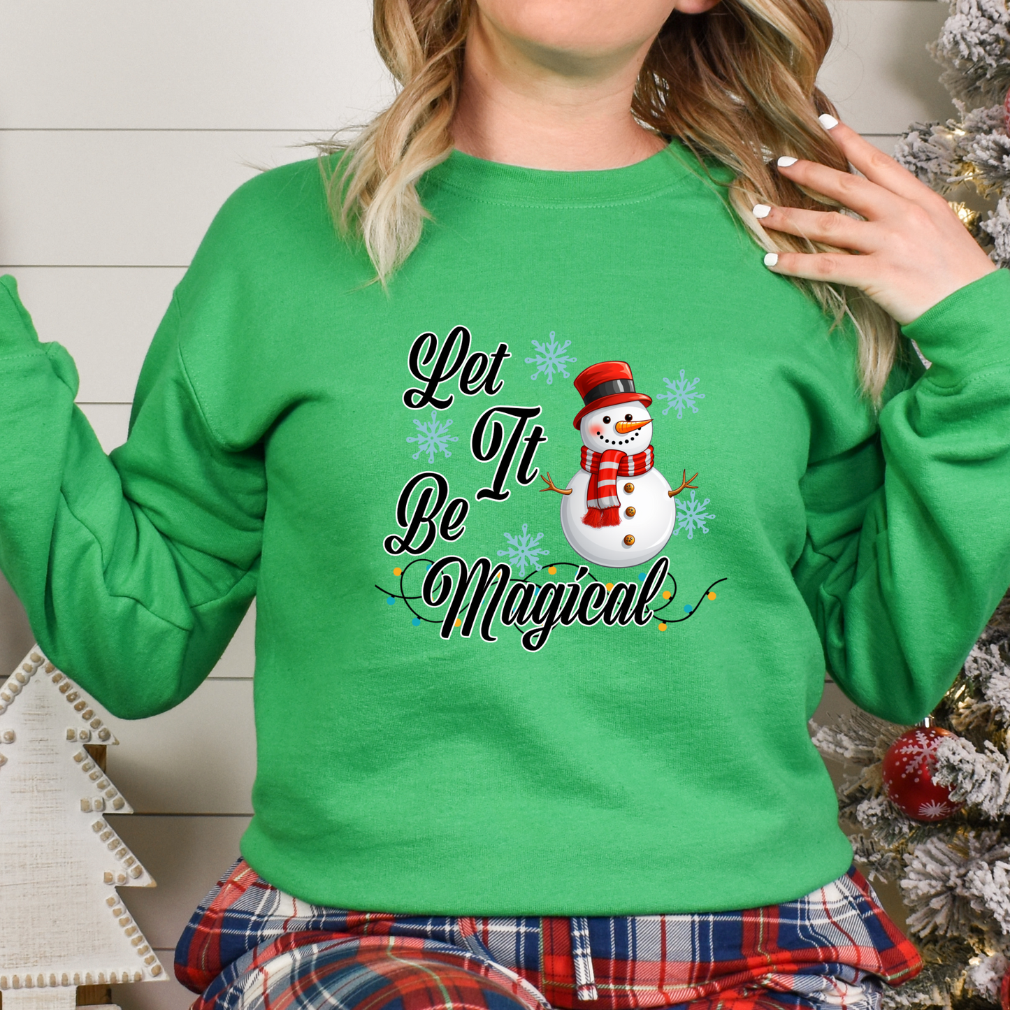 Women's Let it Be Magical Sweatshirt